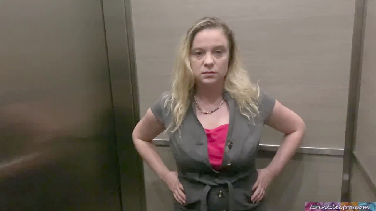 Momfucksme Madrastra Rubia Deja Que Su Hijastro Se Folle La Vagina En My XXX Hot Girl