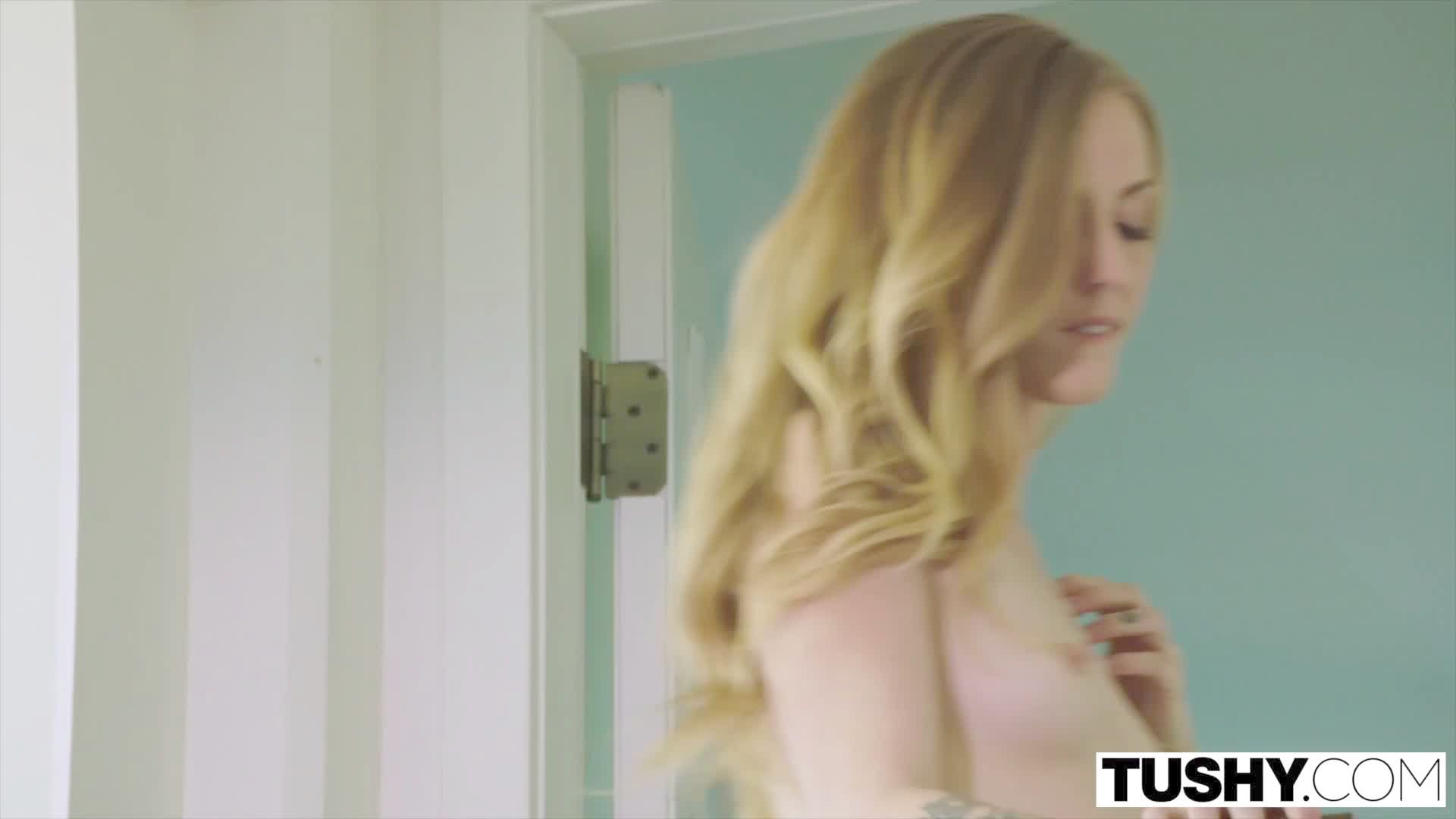 Tushy Boss Lady Tests Her Assistant S Anus Sex Limits Hotntubes