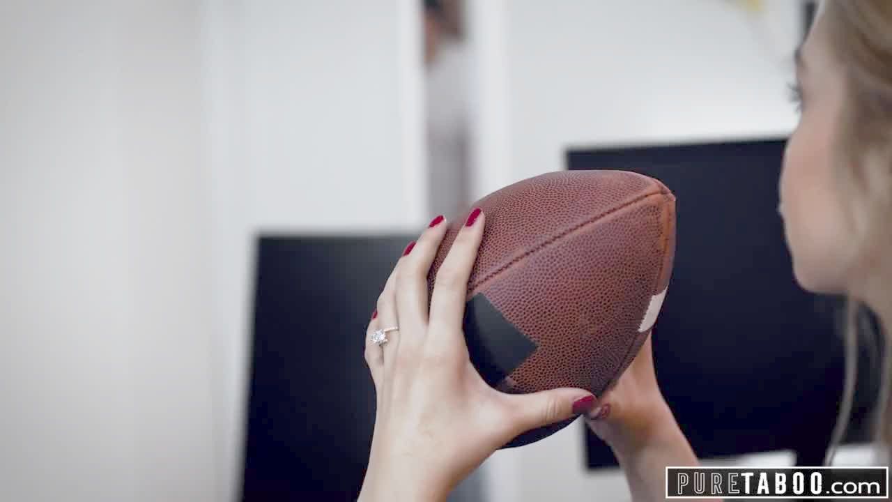 Trainer Der Betrügerische Milf Frau Begehrt Athletischer Athlet Liebeakt