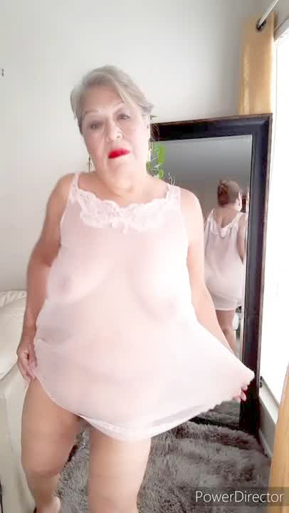 Mujer Bbw Madura Con Co O Peludo Con Camis N Transparente Xchica