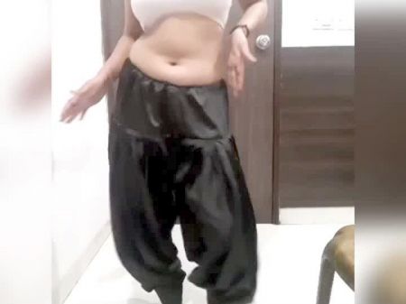 Assam Girl Live Show: бесплатно HD Porn Video 