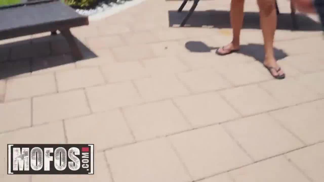 Sofi Ryan Damon Dice Hot Jizz Shotgun Delivery Hotntubes