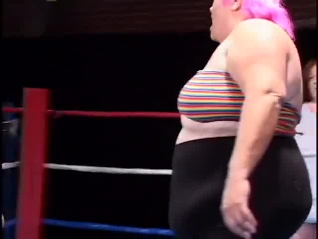 Meaty Midget Dame Is Pushing A Faux Cock In Lesbian Midget S Gash Hotntubes