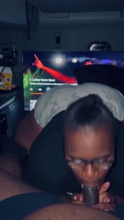 BBW تأخذ النفوس بينما هي في الوظيفة Xalabahia