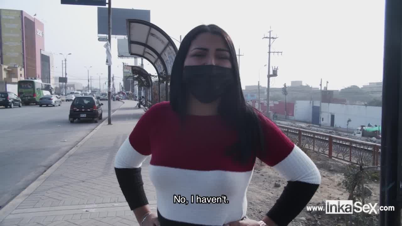 Big Ass Venezolano Ginezflowrs Perdido En Lima Intenta Su Primera Polla
