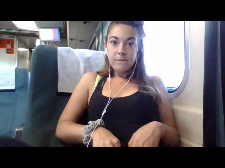 Возбужденный турист спермы на поезде 