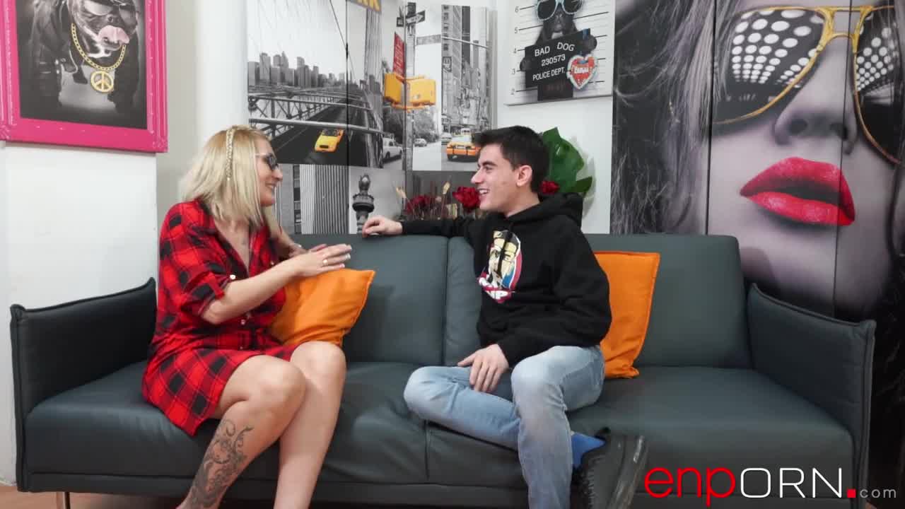 Spanish Milf Nuria Luving Jordi El Polla Happy Ending Hotntubes