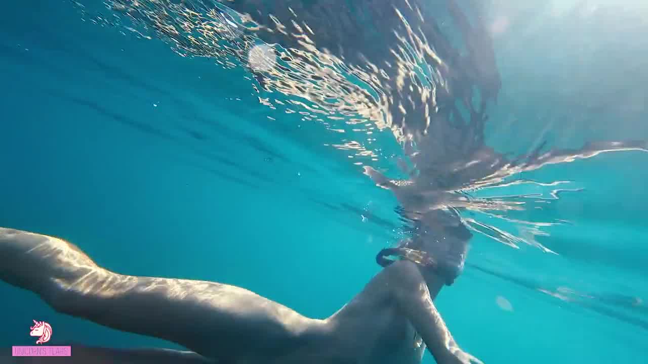 Naked Mermaid Let Me Swim With Her And I Filmed Her Hotntubes