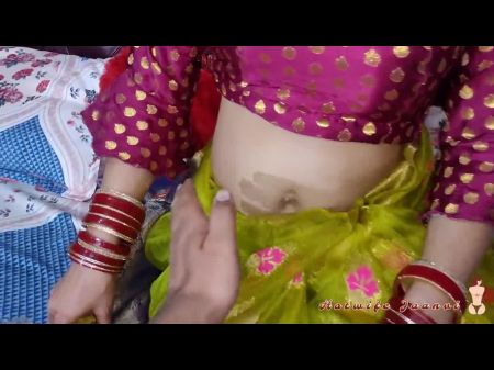 Сексуальная Бхабхи делает вкусной кофе из своего свежего грудного молока для Девара, вытирая ее молоко в чашке (аудио хинди) 