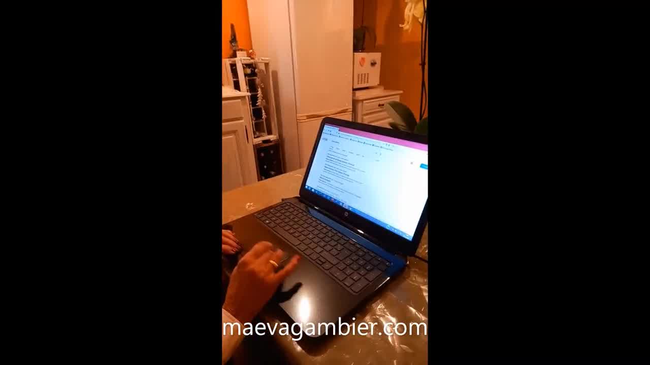 Trailer Fuck With The Computer Expert Who Repaired My Pc Hotntubes