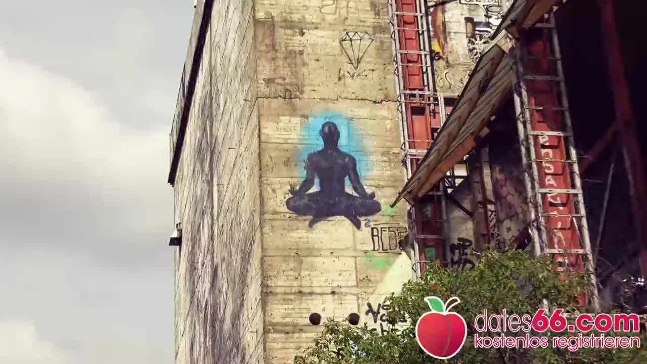 Dates Blonde Cougar Fucks Stranger On Stairs Public Hotntubes