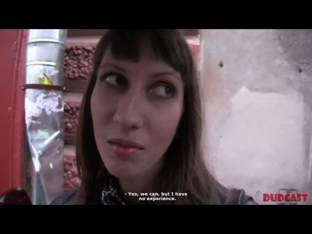Русский агент может найти девушку, которую можно трахать даже в дождливый день 