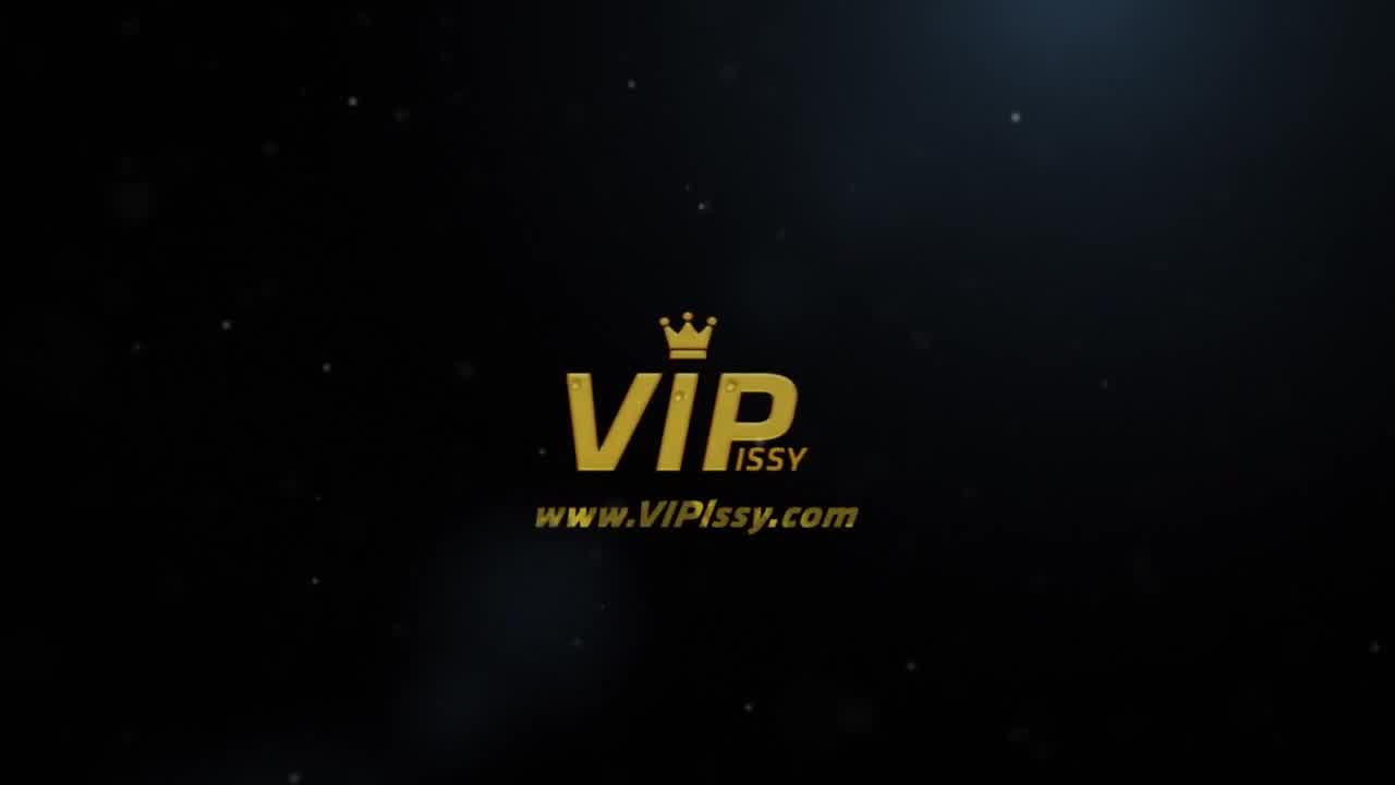 Phat Tits Nubile Gets More Pee Then She Can Handle Hotntubes