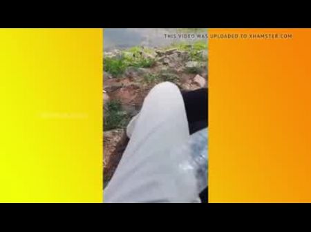 SL Пара трахается в общественном парке 