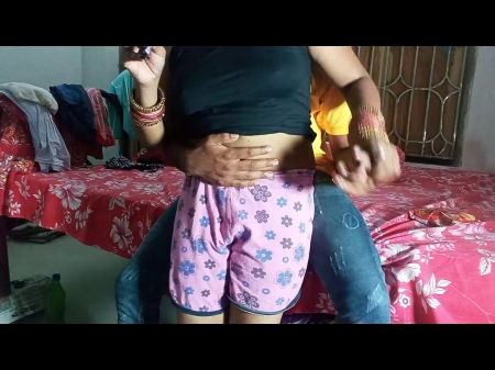 Ghumane ke baad chacha ne batiji ko шоколад Dekar Dardnak Choda FireCouple 