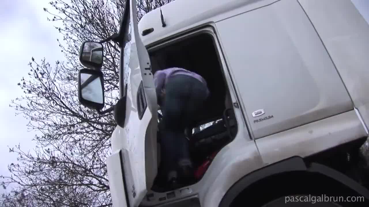 French Mature Lucie Luke Partouze Avec Des Routiers Hotntubes