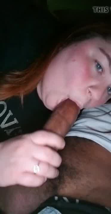 Blue Saw Bbw Smooching And Toying With Bbc In Back Seat Hotntubes