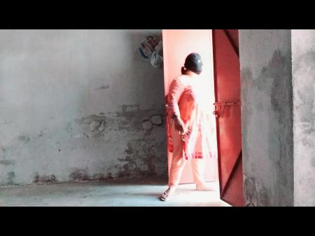 Apni Kam Wali Anti Ko Choda Bry Boobs Wali Nukrani 