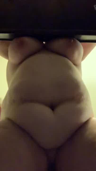 Bbw Wifey Leaned Over Pulverized Stomach Shaking Hotntubes