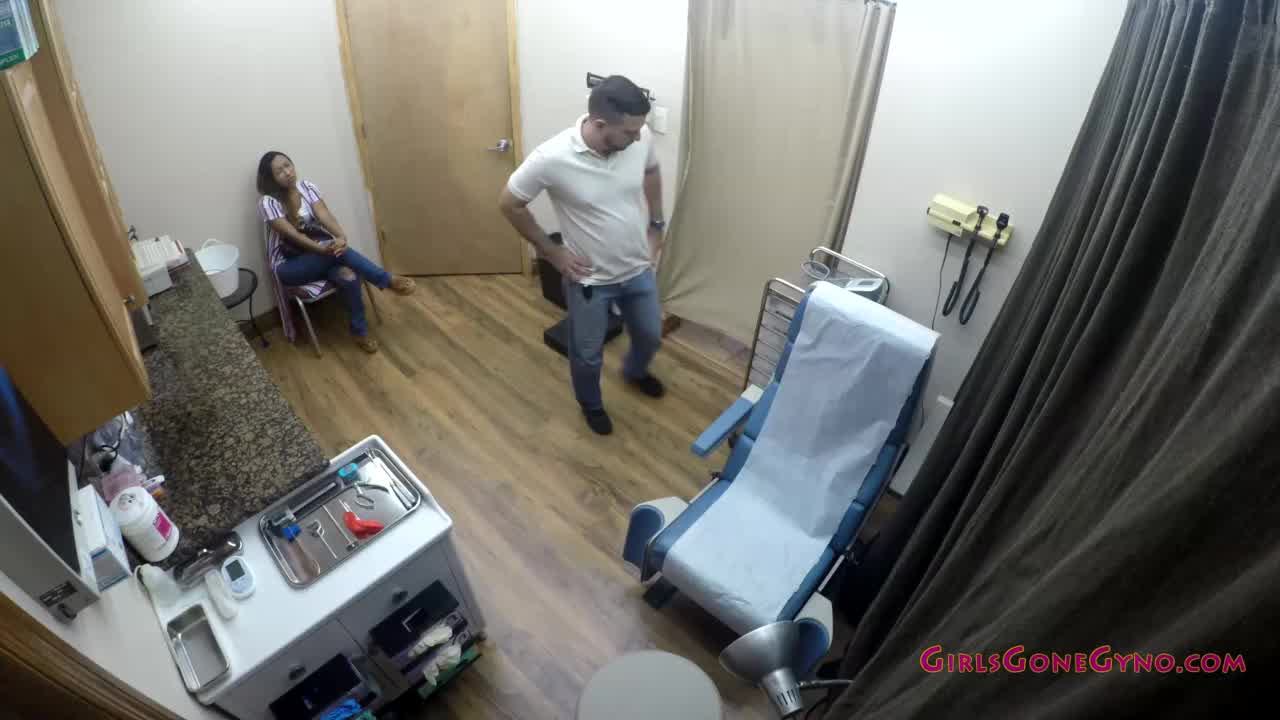 Suntan Latina Abased As Hubby Witnesses Doctors Immigration Exam Hotntubes