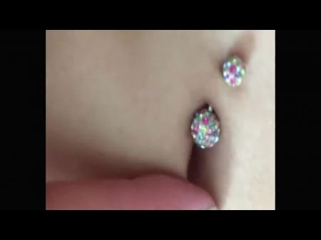 2 Girls Belly Button Play 