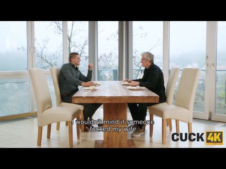 Cuck4k. гостеприимная волосатая пизда замужней милфа охотно встречает член мужа 