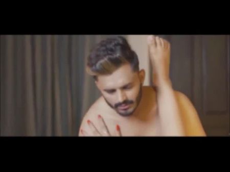 Деси тетя НЕ Апне Парень Ке Сат Джордар Чудай Кия 