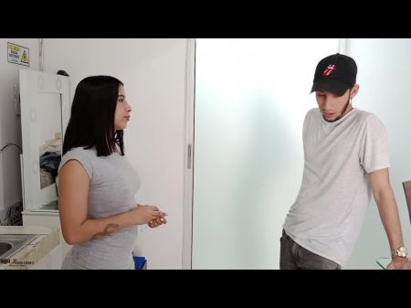 Роговой сосед трахает мою киску и заставляет меня проглотить его сперму порно на испанском 