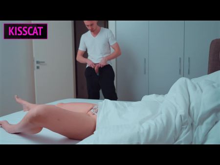 Пожалуйста, не кончаю внутрь меня, сосед пришел к милфам, пока муж в душе 