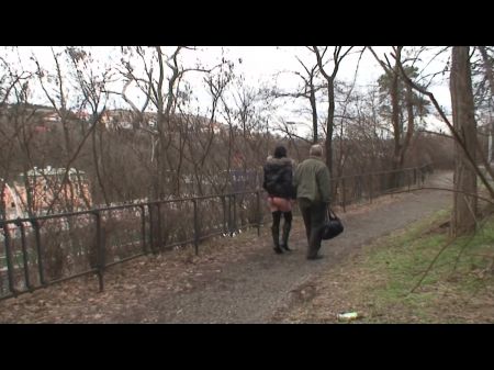 публичное шоу сисек – лизание киски и сперма в рот 