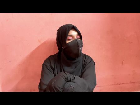 моя сексуальная подруга из колледжа пришла ко мне домой и трахнулась с большим членом моего друга 