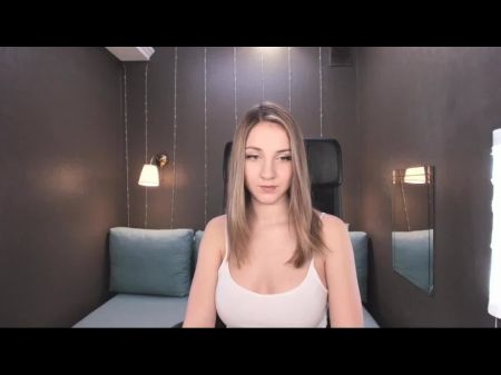 блондинка фитнес-модель сексуальна и распутна со своей персиковой задницей 