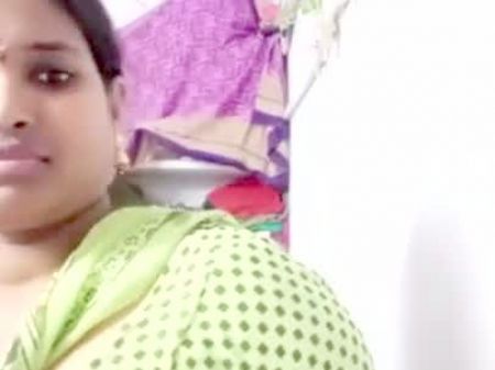 Слитое в сеть видео тамильской горячей семейной девушки со стриптизом 