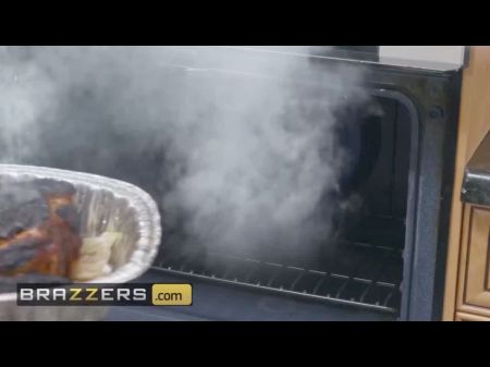 Kissa Sins Charles Dera - Fuck Christmas Part 2 .