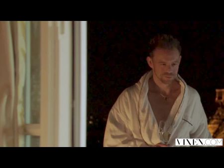 Vixen Beautiful Red Head Jia Lissa Has Something To Prove