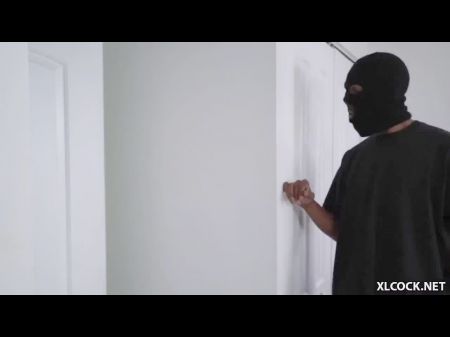 ladrón amenazó al ama de casa con su bbc: porno gratis 33