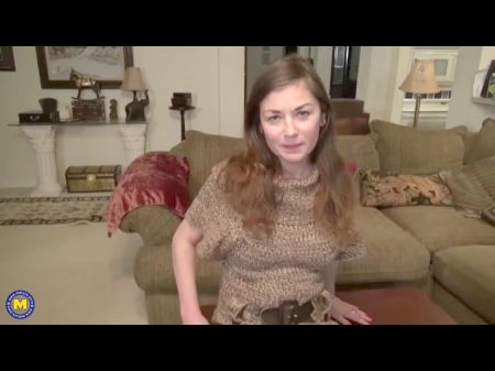 Real Mum Shags Hirsute Clit On Carpet , Hd Porn C6