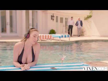 Vixen Kendra Sunderland Cheats With Her Boss: Free Porno 09