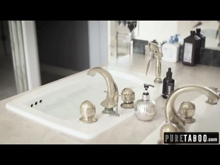 Mona Wales Wants To Hook Up With Stepson