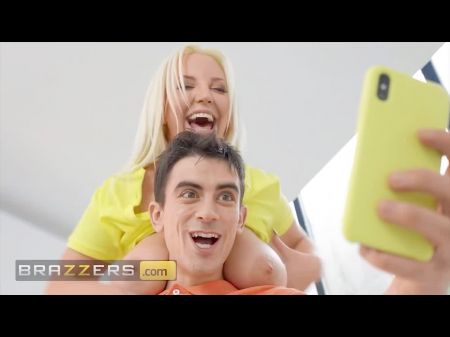 Jordi Catches Blondie Fesser In The Bathroom Taking .