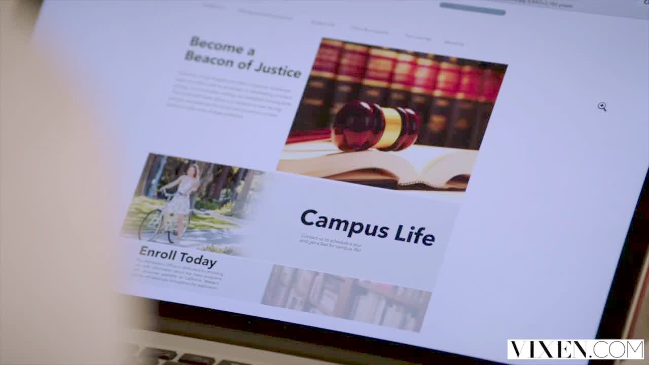 Füchsin Zwei Blondinen Haben Wahnsinnig Leidenschaftlichen Sex Mit Riesen -  Liebeakt.com