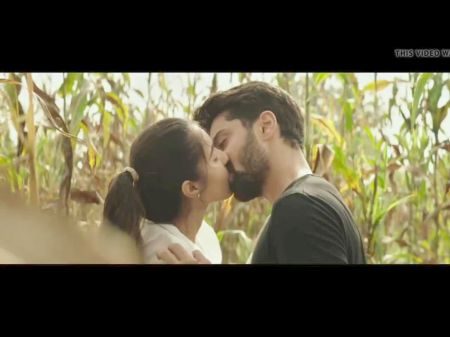 Vulgar Hari - First Kissing Scene Of Simrat Kaur: Hd Pornography 3d