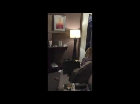 geteilte Frau in Las Vegas Hotelzimmer, kostenloser Porno 0d