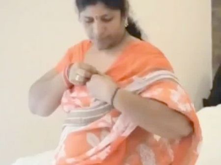 Aunty Showing Boobs: Free Hd Porno Video 4a