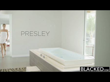 Geschwärztes Kalifornisches Mädchen Presley Hart Verehrt Riesigen Schwarzen Schwanz