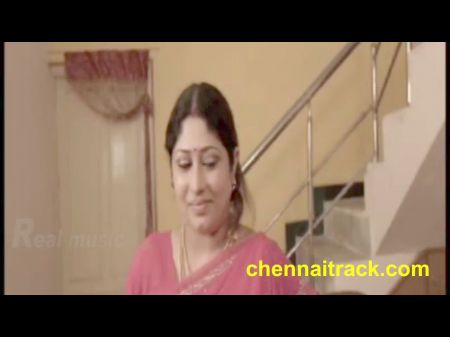 Tamil Aunty Teasing Servant
