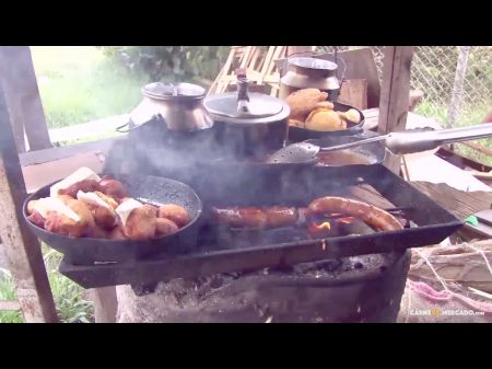 carne del mercado colombiana Morena lola puentes recogida y follada en cuchara