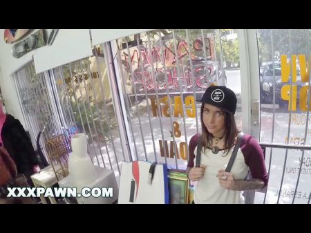 -  Felicity Feline Needs Money Quick, So She Goes To A Pawn Shop