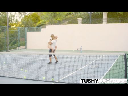 Primeiro Anal para Estudante de Tênis Aubrey Star 