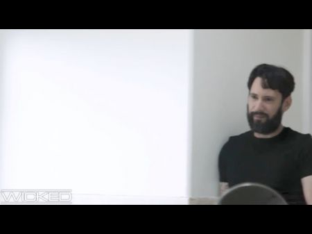 Wicked Neat Bombshell Evelyn Claire Shagged In Plaid Skirts